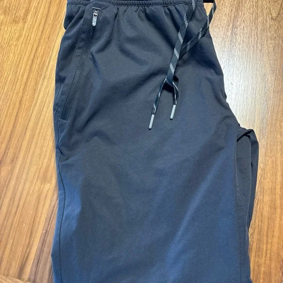 L.L. Bean Men’s Multisport Joggers size Large black Hiking Lined Outdoor - Picture 2 of 3